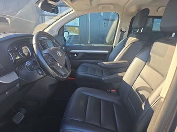 Toyota Proace II Furgon Medium 2.0 D-4D 177KM 2023 Toyota PROACE VERSO 2.0 D4-D Long VIP PROACE VERSO, zdjęcie 14