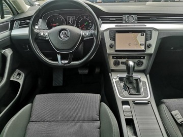 Volkswagen Passat B8 Variant 2.0 TDI 190KM 2015 Volkswagen Passat 2.0 TDI 190KM R-line # Automat, zdjęcie 14