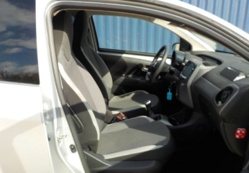 Toyota Aygo II Hatchback 3d Facelifting 1.0 VVT-i 72KM 2021 Toyota Aygo Okazja Benzyna 72KM, zdjęcie 12