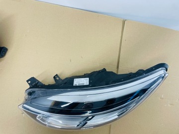 Фонарь правый левый Renault Captur LIFT FL FULL LED