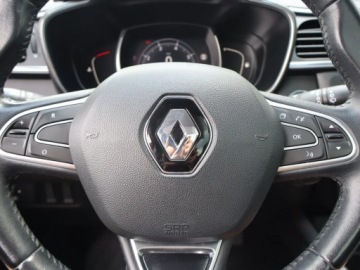 Renault Kadjar Crossover 1.2 Energy TCe 130KM 2016 Renault Kadjar 1.2 TCe, Salon Polska, zdjęcie 15