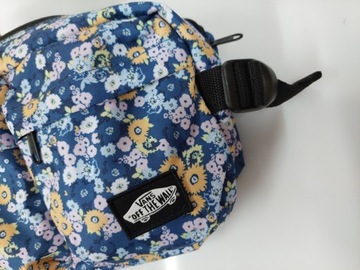 НАСТЕННАЯ СУМКА VANS FLOWERS БОЛЬШАЯ ШКОЛА