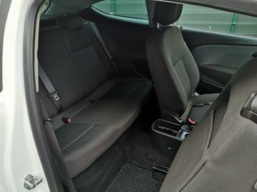 Opel Astra J Hatchback 5d 1.4 Turbo ECOTEC 120KM 2011 Opel Astra 14 16V 120 KM GTC Klima Parktronic, zdjęcie 18