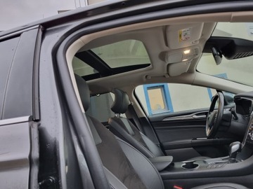 Ford Mondeo V Kombi Facelifting 2.0 Hybrid 187KM 2019 FORD MONDEO 2.0 Hybrid Titanium FULL LED Panorama Skóra Mały Przebieg, zdjęcie 15