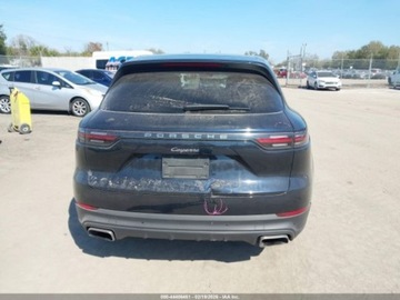 Porsche Cayenne III 2023 Porsche Cayenne Platinum Edition 2023 3.0 Benzyna 335KM, zdjęcie 4