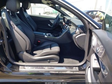 Mercedes Klasa C W206 2021 Mercedes-Benz Klasa C 300 4Matic 2021 2.0l 2.0 Benzyna 255KM, zdjęcie 9