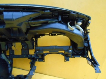 NISSAN MAXIMA A35 DESKA ROZDĚLOVAČE KOKPIT ULOŽENÍ SPOLUJEZDCE KPL