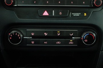 Kia Ceed II Kombi Facelifting 1.4 DOHC 100KM 2018 Kia Ceed 1.4 CVVT, Salon Polska, Serwis ASO, zdjęcie 9