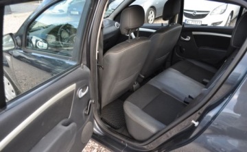 Dacia Sandero I Hatchback 5d 1.6 MPI 84KM 2012 Dacia Sandero 1.6 Benzyna Klimatyzacja Cz. parkowania 1.6 Benzyna 85KM, zdjęcie 9