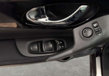 Nissan Qashqai II Crossover 1.6 DIG-T 163KM 2016 Nissan Qashqai 1.6DIG-T 163KM M6 2016 r., salon PL, przebieg 175tys.km 1.6, zdjęcie 21