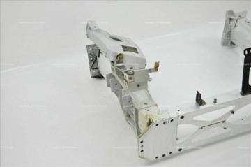 Aston Martin Vantage 4.7 przednia rama pomocnicza