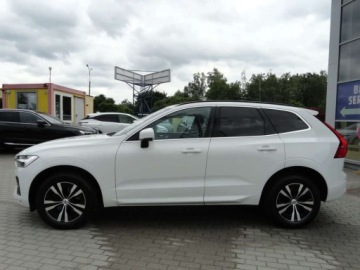 Volvo XC60 II 2021 Volvo XC 60 Lift Navi Full Led B4 4x4 Harman Kamera Keyless Go 2021 2.0, zdjęcie 4