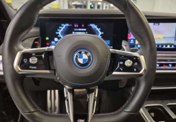 BMW Seria 7 G70 2024 BMW Seria 7 3.0 Hybryda 381KM, zdjęcie 26