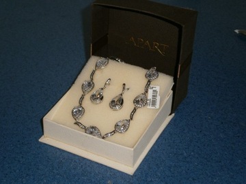 ОЖЕРЕЛЬЕ APART С СЕРЕБРЯНЫМ ПОКРЫТИЕМ РОДОЗОМ С СЕРЬГАМИ С ЦИРКОНИЯМИ