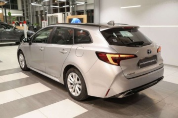 Toyota Corolla XII TS Kombi Facelifting 1.8 Hybrid 140KM 2023 Toyota Corolla 1.8 Hybrid Comfort Tech 1.8 Hybryda 140KM, zdjęcie 3