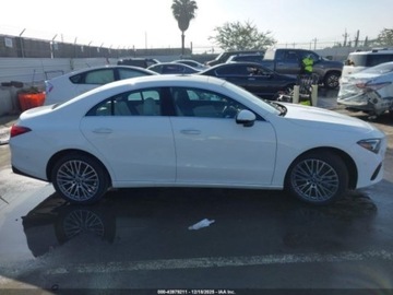 Mercedes CLA C118/X118 2025 Mercedes-Benz CLA 250, 2025r., 2.0L 2.0 Benzyna 221KM, zdjęcie 4