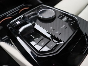 BMW Seria 5 G90-91 Touring 2.0 520d 197KM 2026 520d xDrive M Sport 2.0 (197 KM)| Systemy asystujące kierowcy, zdjęcie 8