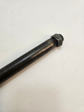 Yamaha YZF 750 R болт заднего колеса оси подвески