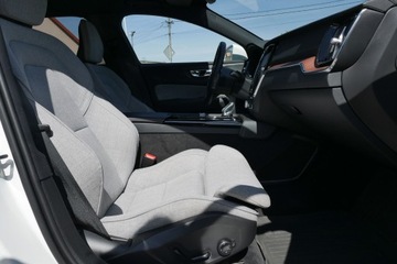 Volvo V60 II  Kombi Plug-in 2.0 T6 Plug-In Hybrid 341KM 2021 Volvo V60 T6 341ps AWD Inscription 360 Hak Harman Pamięć Ogrz.Szyba+Kierown, zdjęcie 22