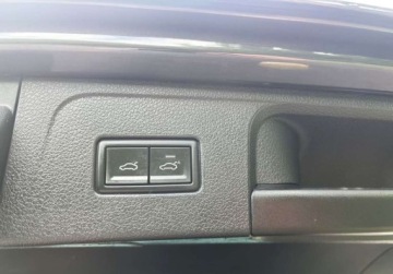 Volkswagen Passat B8 Variant Facelifting 2.0 TDI SCR 200KM 2022 Volkswagen Passat serwis ASO, 100 oryginalny lakier, 200KM 2.0 Diesel, zdjęcie 13