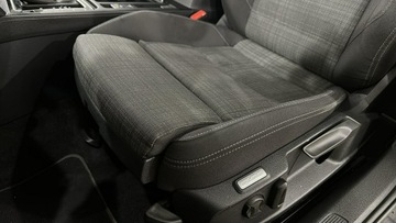 Volkswagen Passat B8 Variant Facelifting 2.0 TSI 190KM 2021 Volkswagen Passat 2.0 TSI Business DSG Kombi, zdjęcie 14