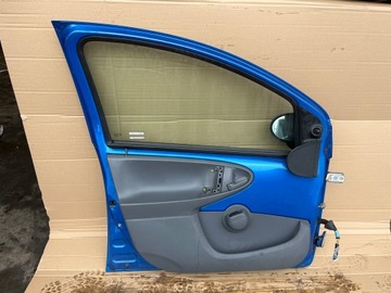 DVEŘE LEVÝ PŘEDNÍ LEVÉ PEUGEOT 107 CITROEN C1 ELX 2005 5