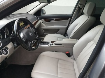 Mercedes Klasa C W204 Kombi T204 1.8 200 CGI BlueEFFICIENCY 184KM 2012 Mercedes C 200 1,8 T 184KM Klimatr Automat Nawi, zdjęcie 16