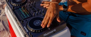 Numark Mixstream Pro GO - DJ-контроллер