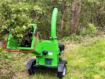 МОЛНИЯ БЕНЗИНОВЫЙ ДИСКОВЫЙ ИЗМЕЛЬЧИТЕЛЬ ВЕТВИ