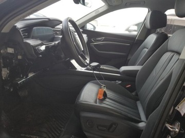 Audi Q8 2024 Audi Q8 E-Tron Premium Plus 2024 Elektryczny 355KM, zdjęcie 7