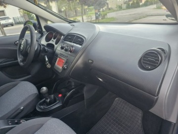 Seat Altea 2004 Seat Altea 1.6 MPI Nowy Rozrząd Serwsiwany, zdjęcie 9