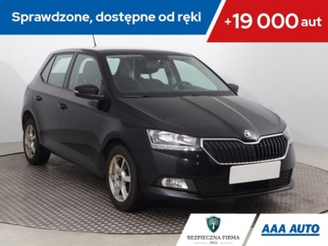 Skoda Fabia III Hatchback Facelifting 1.0 TSI 95KM 2019 Skoda Fabia 1.0 TSI, Klima, Parktronic