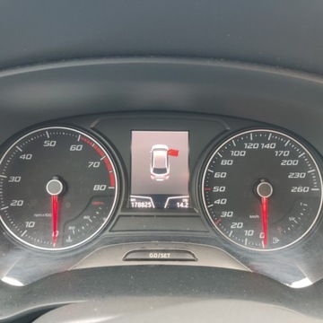 Seat Leon III SC Facelifting 1.2 TSI 110KM 2017 Seat Leon Seat Leon III 1.2 CarPlay Navi Radar Jeden Wlasciciel Serwis ASO, zdjęcie 12