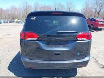 Chrysler Pacifica II 2019 Chrysler Pacifica Hybrid Limited 2019 3.6l 3.6 Hybryda 260KM, zdjęcie 4