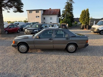 Mercedes 190 2.0 E 118KM 1989 Mercedes-Benz W201 (190) Unikatowy Mercedes 190 2.0 Benzyna Automat Szyber, zdjęcie 18