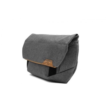 Сумка Peak Design Field Pouch Charcoal v2 Graphite