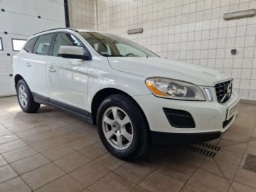 Volvo XC60 I SUV 2.4 D3 163KM 2013 Volvo XC 60 2,4 D5 ,220 tys.km, 4x4 ,100 bezwypadkowy, serwisowany ,Gwaran
