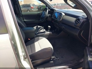 Toyota Tacoma II 2022 Toyota Tacoma Sr v6 off road pro 3.5 Benzyna 278KM, zdjęcie 10