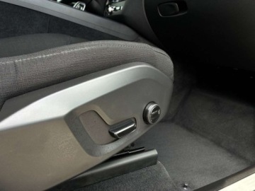 Volvo XC60 II 2021 Volvo XC 60 2.0 B4 190KM Momentum Automat Kamera Virtual LED Salon PLSerwi, zdjęcie 29