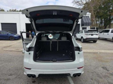 Porsche Cayenne III 2020 Porsche Cayenne Turbo S E-Hybrid 2020 4.0 Hybryda 670KM, zdjęcie 3