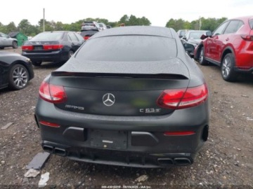 Mercedes Klasa C W205 2019 Mercedes-Benz Klasa C 63 AMG S 2019 4.0l 4.0 Benzyna 503KM, zdjęcie 4