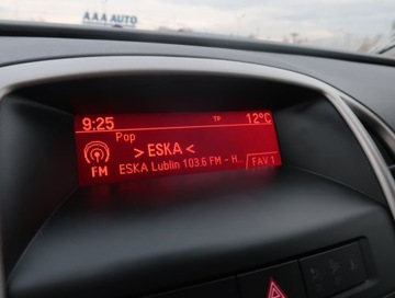 Opel Astra J Sports Tourer 1.4 Turbo ECOTEC 140KM 2012 Opel Astra 1.4 T, Klima, Klimatronic, Tempomat, zdjęcie 11