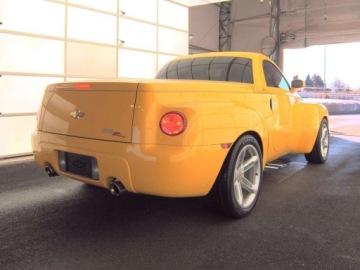 Chevrolet 2004 Chevrolet SSR Regular Cab Short Bed 2004 5.3 Benzyna 300KM, zdjęcie 11