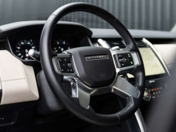 Land Rover Discovery V Terenowy Facelifting 3.0D I6 249KM 2025 Discovery V D250 Dynamic SE 3.0 (249KM) 2025, zdjęcie 7