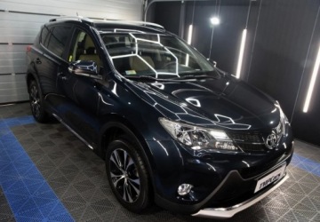 Toyota RAV4 IV MPV D-4D 125 124KM 2015 Toyota RAV4 Polski salon _ Podgrzewane fotele _ Skorzana tapicerka _ 4x4, zdjęcie 29