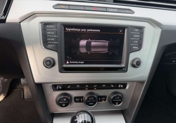 Volkswagen Passat B8 Variant 2.0 TDI BlueMotion SCR 150KM 2016 Volkswagen Passat 2.0Tdi 150PS NAVI EL.hak Extra stan 2.0 Diesel 150KM, zdjęcie 5