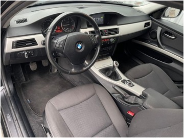 BMW Seria 3 E90-91-92-93 Touring E91 2.0 320d EfficientDynamics 163KM 2011 BMW 320 D, zdjęcie 13
