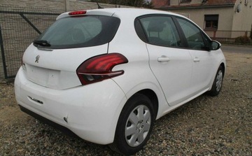 Peugeot 208 I Hatchback 5d Facelifting 1.6 BlueHDi 75KM 2017 Peugeot 208 1.6 Diesel 75KM, zdjęcie 3
