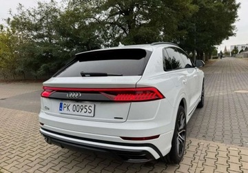 Audi Q8 SUV 3.0 55 TFSI 340KM 2019 Audi Q8 3.0 benz 340 ps ,niski pot przebieg 3.0 Benzyna 340KM, zdjęcie 9