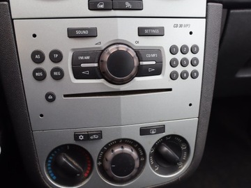 Opel Corsa D Hatchback 1.2 Twinport ECOTEC 80KM 2009 Opel Corsa 1.2, Klima, El. szyby, zdjęcie 12